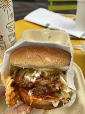 Mac and cheese burger 🍔 🤤  at Veggie Grill by Next Level - Downtown in Seattle