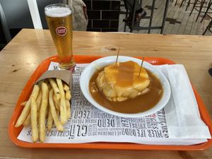 Menu - “Francesinha”, fries and beer  at Lado B - Mercado Bom Sucesso in Porto