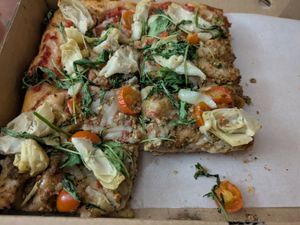 Pesto pizza (this was 18€...) at La Fermata de Sarrià in Barcelona