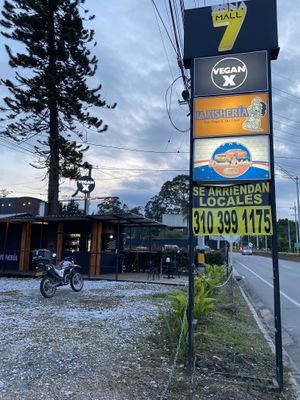 Estamos ubicados en Mall Zona 7 en Llanogrande Rionegro, te esperamos at Vegan X in Rionegro