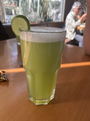 Limonada con Hierba Buena  at Raw Cafe in Lima