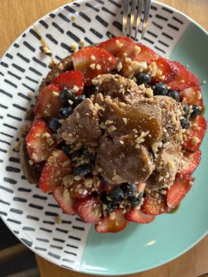 Waffles de quinoa   at Raw Cafe in Lima