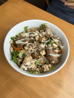 Bowl crocante  at Raw Cafe in Lima