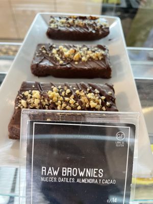 Brownies  at Raw Cafe in Lima