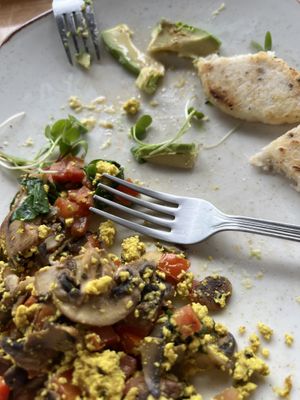 Tofu scramble   at Raw Cafe in Lima