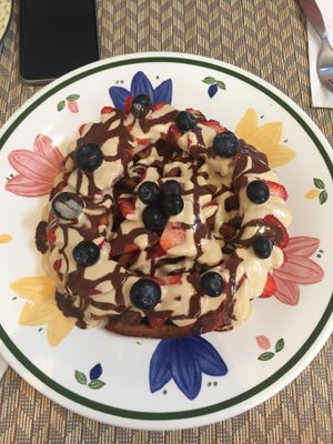 Waffles  at Raw Cafe in Lima