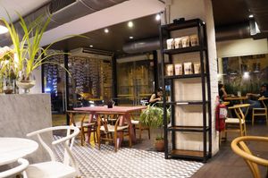  at Raw Cafe in Lima