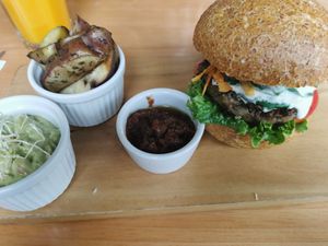 Mush burger at Raw Cafe in Lima