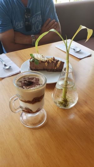 Tiramisu and chocobanana cheesecake at Raw Cafe in Lima