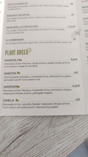 Finalmente non la solita marinara o verdure grigliate!! Le pizze sono davvero ottime e il personale gentile e simpatico!! Da provare👍🏼😋 at Da Matteo Pizzeria - Fontane di Villorba in Treviso