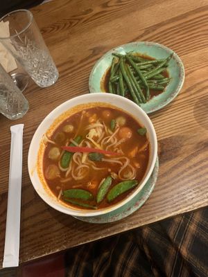 Tom yum noodle soup and chilli & garlic green beans (vegan & gluten-free) #Veganuary at Rosa's Thai in Edinburgh