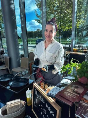 BranDish, het nieuwe concept van Kwizien Celine op Vegan a'Fairs Brugge 2025 at Kwizien Celine in Landegem