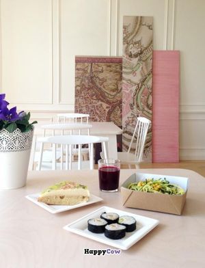 A nice vegetarian menu at AM14 that is composed of veggie tuna maki (tuna from The Vegetarian Butcher), raw zucchini spaghetti, a nice vegan cake and red beet juice...yum, yum.  at AM14 in Luxembourg City