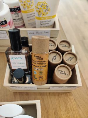 Stick solaire vegan at NUOO in Angers