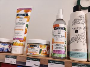 Produits Coslys vegan at NUOO in Angers