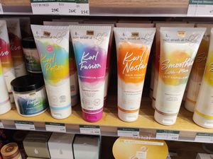 Soins cheveux vegan at NUOO in Angers