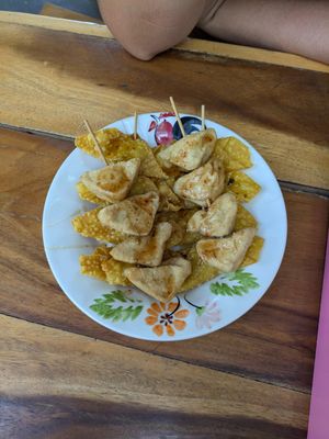 Brochetas de tofu y de maiz frito at Nong Na Vegetarian Somtum in Chiang Mai