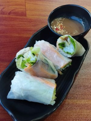 Spring roll (healthy version) at MOON CHAY in Central Singapore