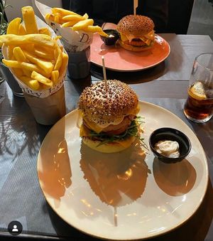  at Holly's Kitchen in Liege