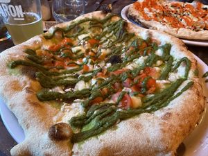 Cherry Cola Pizzaa  at MaliZioso Pizzería in Valparaiso