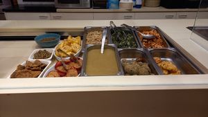 hot food 3,20€/100g at Ceccolinibio in Ravenna