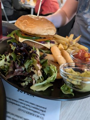 Tex mex burger at The Hutch at The Hatter in Edinburgh