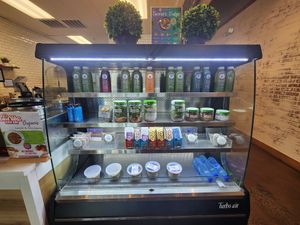 Grab n Go at Z's Good Vibez Juice Bar in Allen