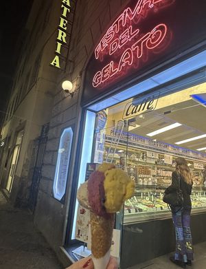 Vegan gelato! Coffee, berry and mango 😍  at Festival del Gelato in Florence