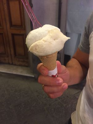 Mojito and pineapple ice cream (2,60€?) at Festival del Gelato in Florence