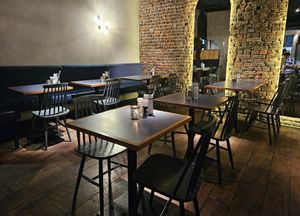  at Bob & Mary  in Dusseldorf