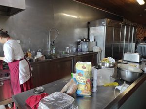 Open Kitchen at O Oriente no Porto in Porto