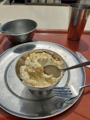 The best ice cream i've eaten no doubt! at O Oriente no Porto in Porto