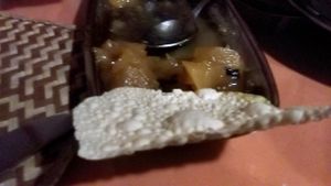 Super crunchy papadam with pear chutney at O Oriente no Porto in Porto