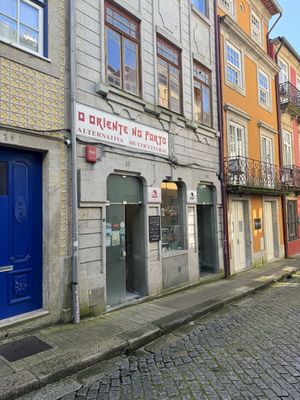 Hello  at O Oriente no Porto in Porto