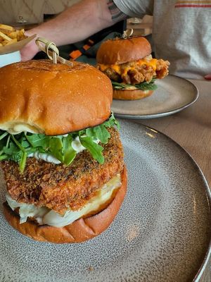 Wow at O Gambuzino Burger Clube in Lisbon