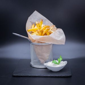 Regular skin-on chips at O Gambuzino Burger Clube in Lisbon