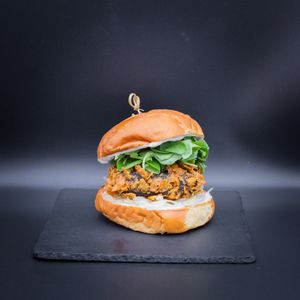 Be Fixe Burger at O Gambuzino Burger Clube in Lisbon
