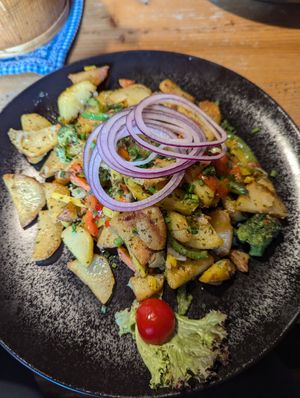 Gröstl mit Gemüse at Fiderepasshütte in Oberstdorf