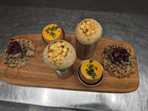 Amuses: 
pani puri (vegan)
shakshouka egg (vegetarian)
tabbouleh tarte (vegan) at Cochon&Carot in Hemiksem