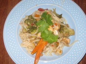 Pad thai at Tarta De Zanahoria in Valencia