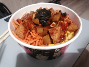 Poke bowl at Lovely Poke in Milan