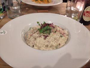 Wild mushroom & asparagus risotto at The Raven Inn in Devizes