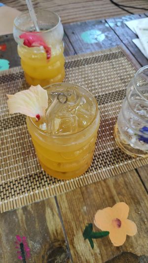 Mango juice and Maracuja Juice at Mademoiselle Mingu Cafe in Taketomi