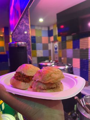  at BUFFALO TraP BAR in Bangkok