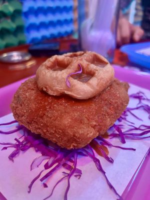 Mac n cheese burger  at BUFFALO TraP BAR in Bangkok