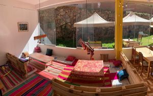 Chill at ANDÉN in Pisac