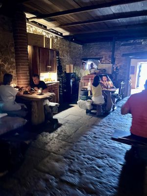 Dining area  at Taverna Antiqua in Tomar
