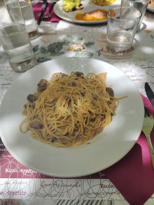 Tajarin ai funghi at La Credenza - Osteria Popolare Bussoleno in Bussoleno