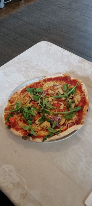 Vegano pizza at Puistopaviljonki in Kemi