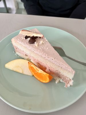 Schokoladen-Birnen-Torte  at NOSCH.La Tortita in Leipzig